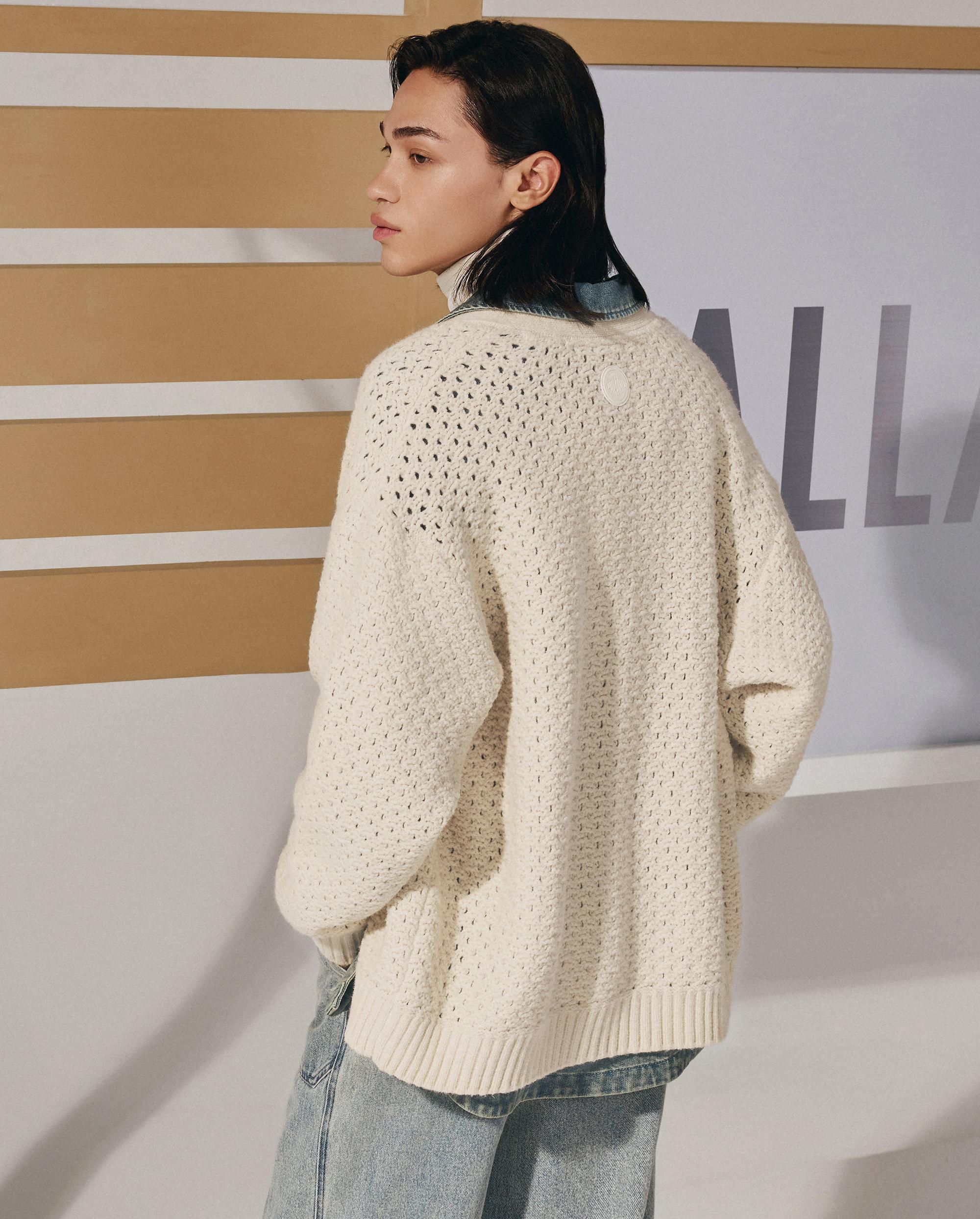 1011891-244 | MEN'S PALLADIUM LOGO V-NECK CARDIGAN | WHITECAP GRAY - Image 2