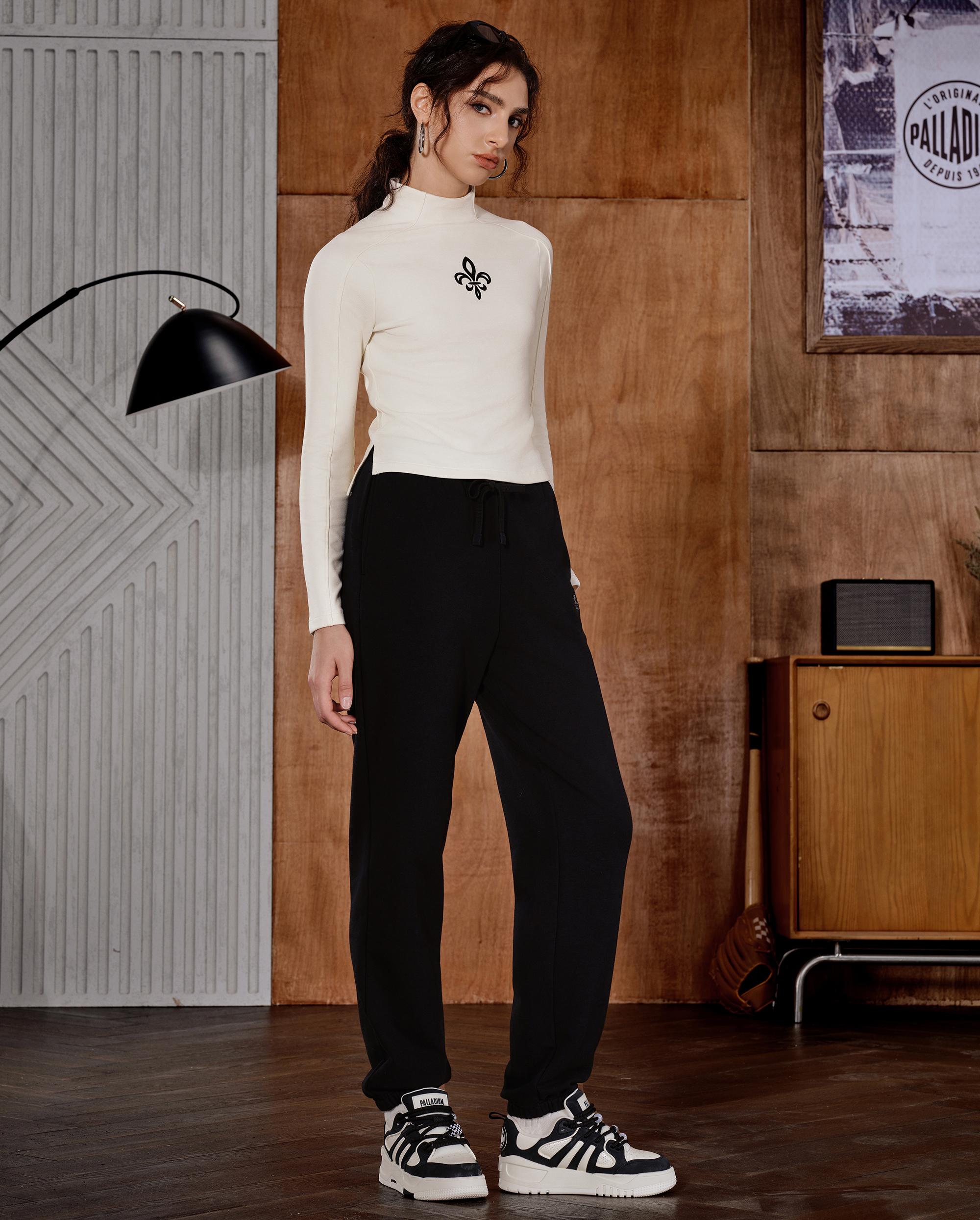 1910513-262 | WOMEN'S IRIS LOGO SLIM-FIT LONG SLEEVES T-SHIRT | MARSHMALLOW - Image 3