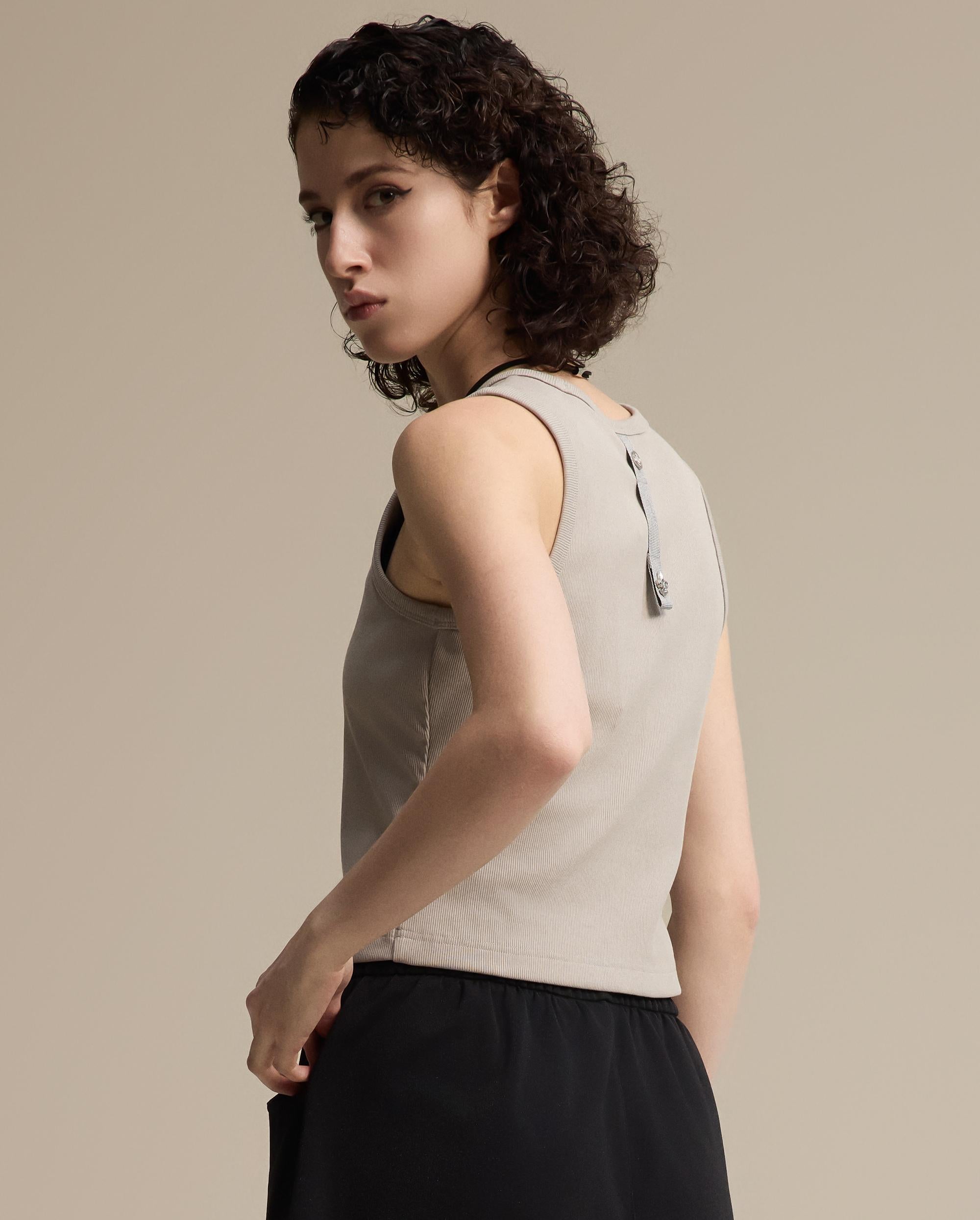 1911398-031 | WOMEN'S IRIS LOGO TANK TOP | FLINT GRAY - Image 2