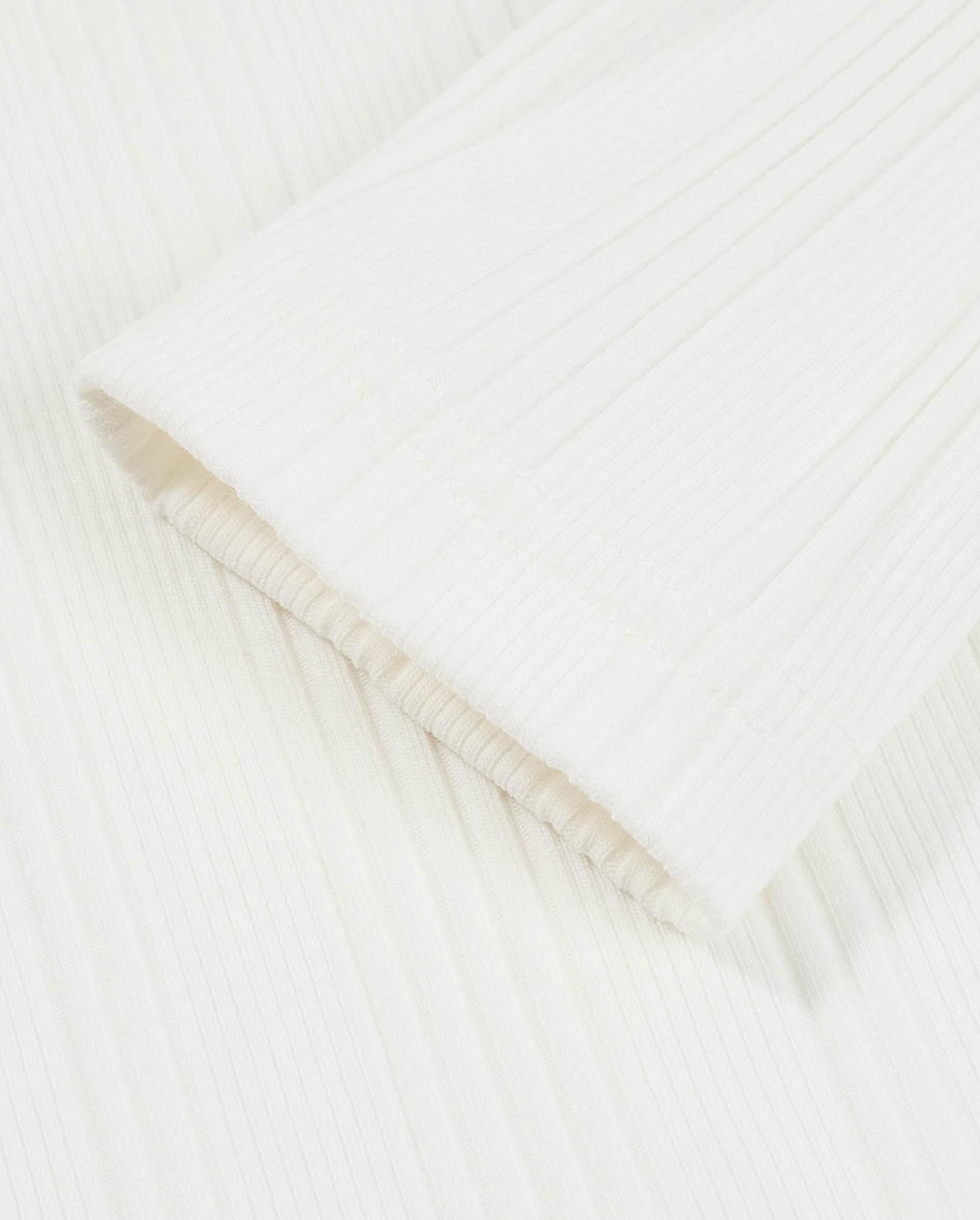 1911927-262 | WOMEN'S IRIS LOGO U-NECK LONG SLEEVES TOP | MARSHMALLOW - Image 4