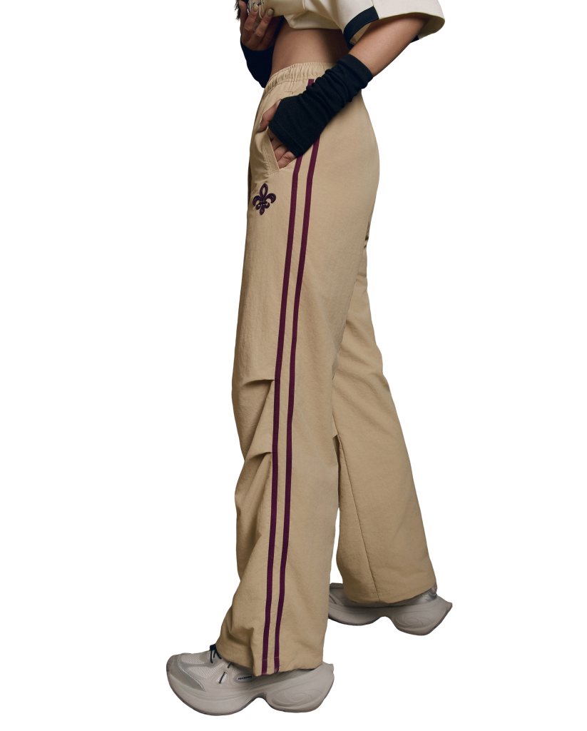 1911958-158 | WOMEN'S IRIS LOGO SIDE STRIPES PANTS | MILK TEA