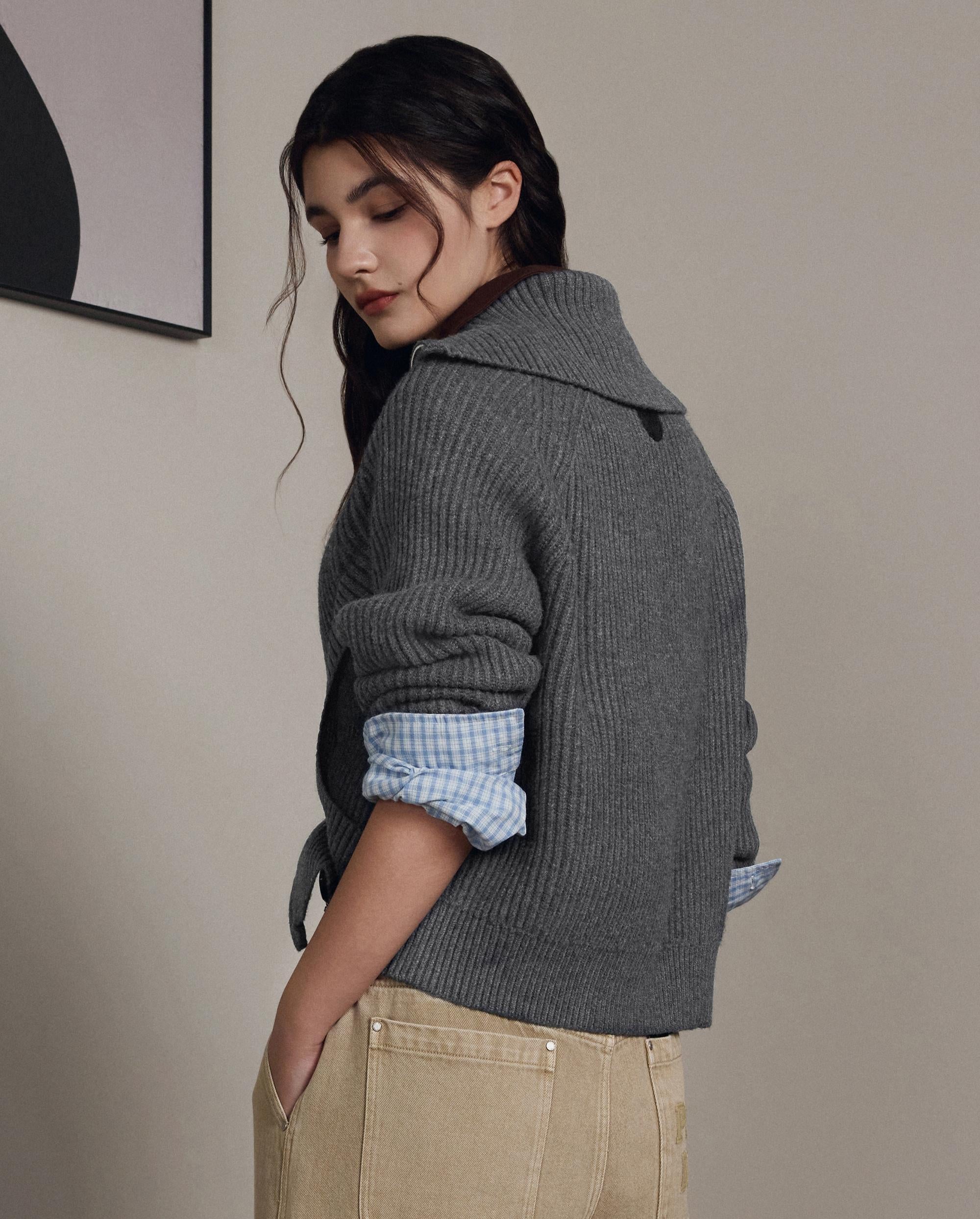 1911985-069 | WOMEN'S IRIS LOGO REVERSIBLE ZIP CARDIGAN | GRAY PINSTRIPE - Image 2