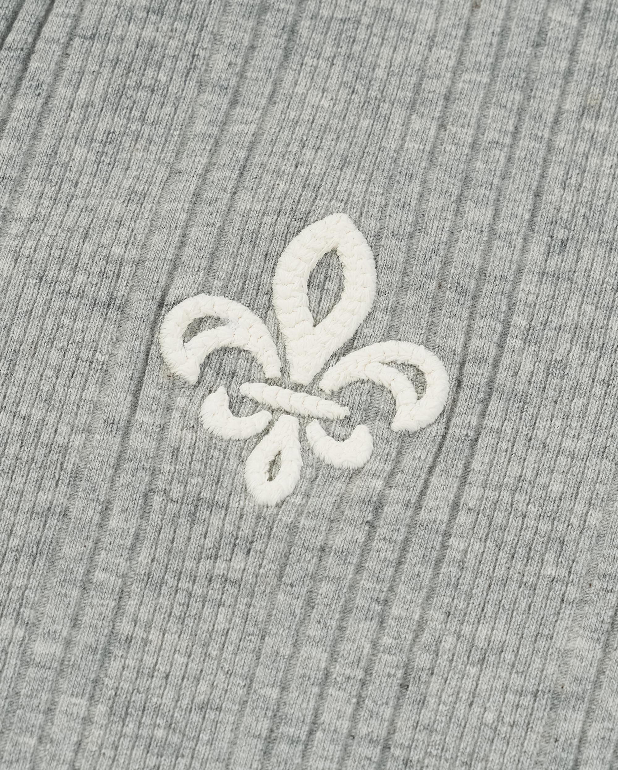 1912002-081 | WOMEN'S IRIS LOGO CROPPED LONG SLEEVES POLO TOP | GREY - Image 4